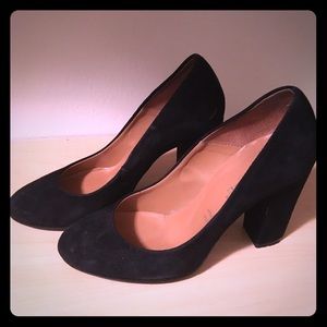 Italian made black suede pumps
